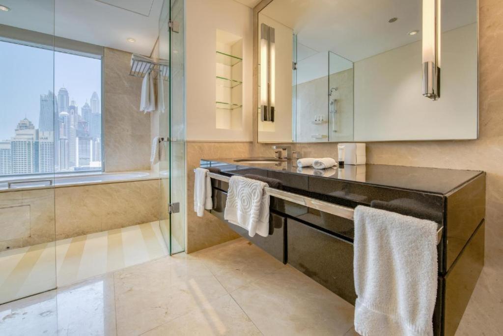 Graceful 1br At The Address Residences Marina By Deluxe Homes * Dubai